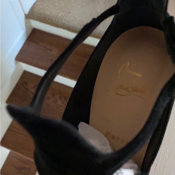 Christian lubuotain heels FINAL OFFER - Picture 7 of 15
